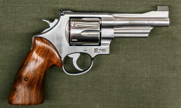 Smith & Wesson 629 Mountain Gun .44 Magnum