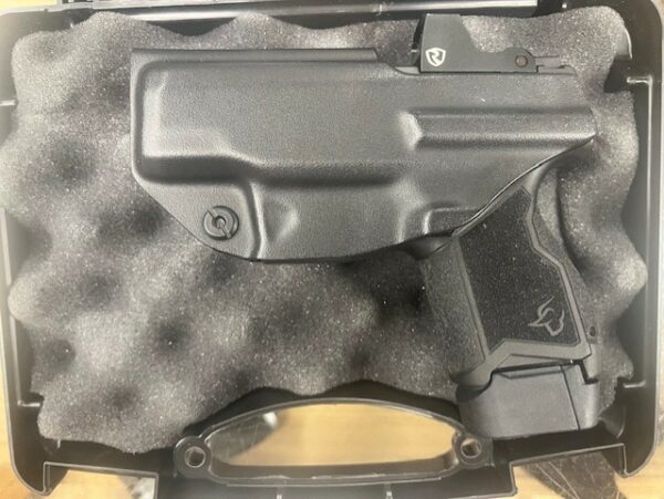 Taurus GX4 w/optic 9mm - Image 2