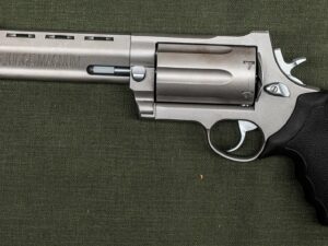 Taurus Raging Judge Magnum .454 Casull